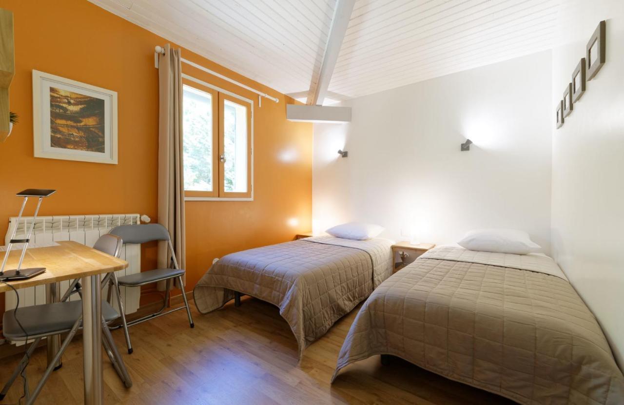 Chambre D'Hotes De Charme A La Maison Bleue Savignac-Mona Екстериор снимка