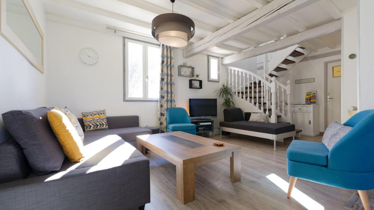 Chambre D'Hotes De Charme A La Maison Bleue Savignac-Mona Екстериор снимка